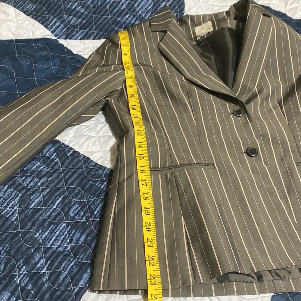 And Klein petite dress suit Jacket - Picture 5 of 5